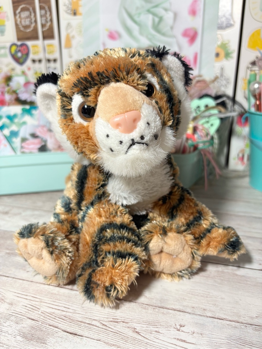 Children’s Plush Sitting Tiger Stuffed Animal 2010 Rinco Soft & Fuzzy Wild Cat